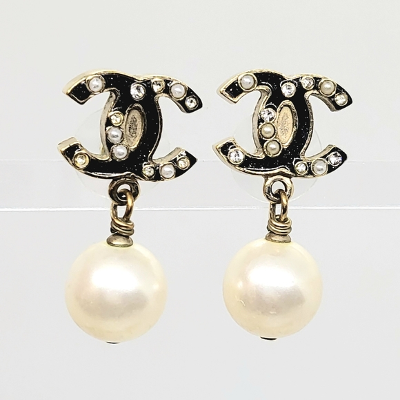 CHANEL Black CC Crystal Pearl Dangle - Picture 3 of 9